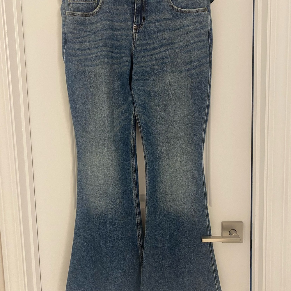 Hollister Low Rise Flare jeans